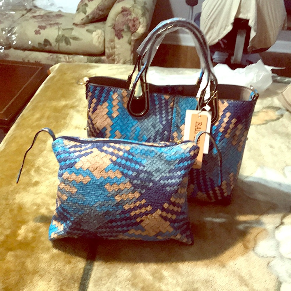 Jen&Co bags and totes